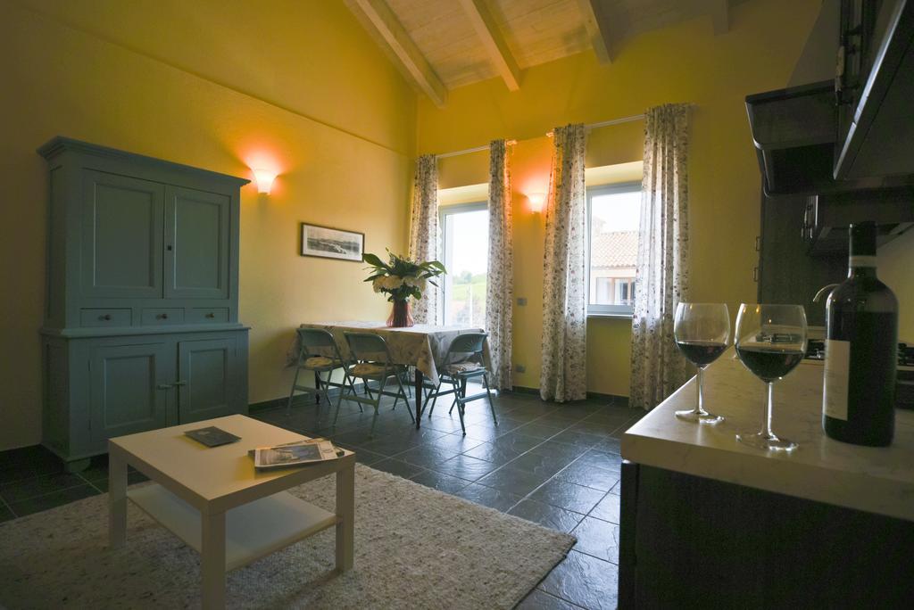 Casa Nalin La Morra Quarto foto