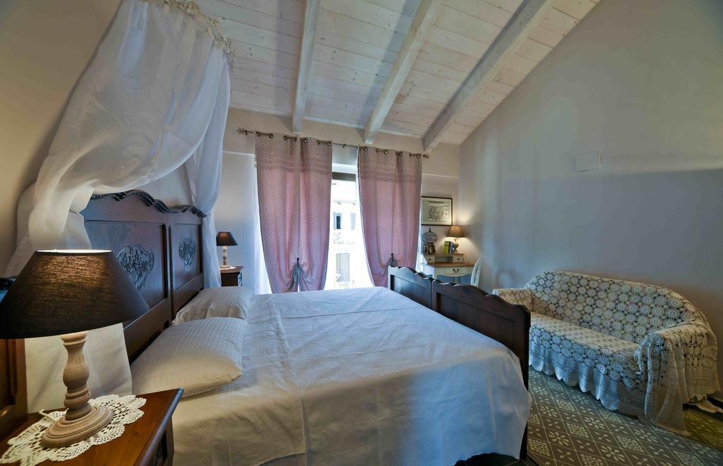 Casa Nalin La Morra Quarto foto