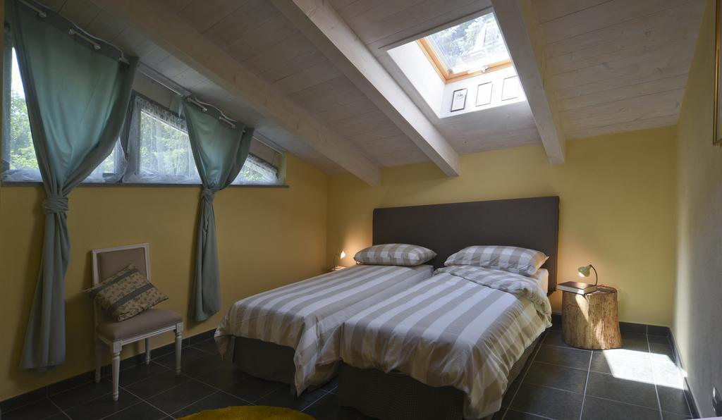 Casa Nalin La Morra Quarto foto